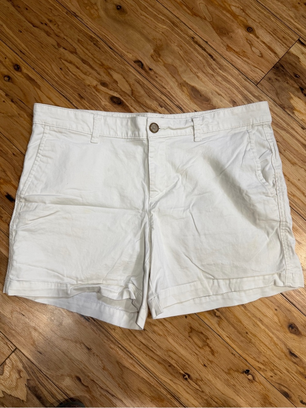 GAP White Cotton Bermuda Shorts